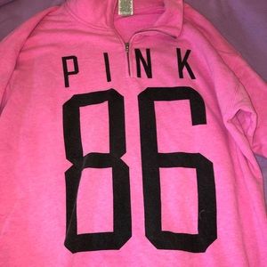 🍉PINK Quarter Zip